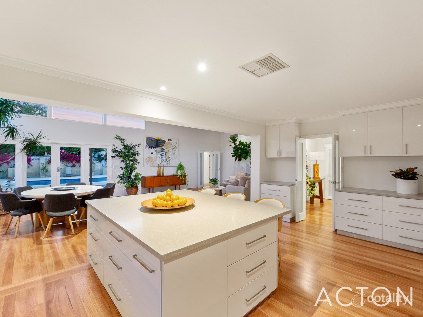 51 Boston Way, Booragoon, WA 6154