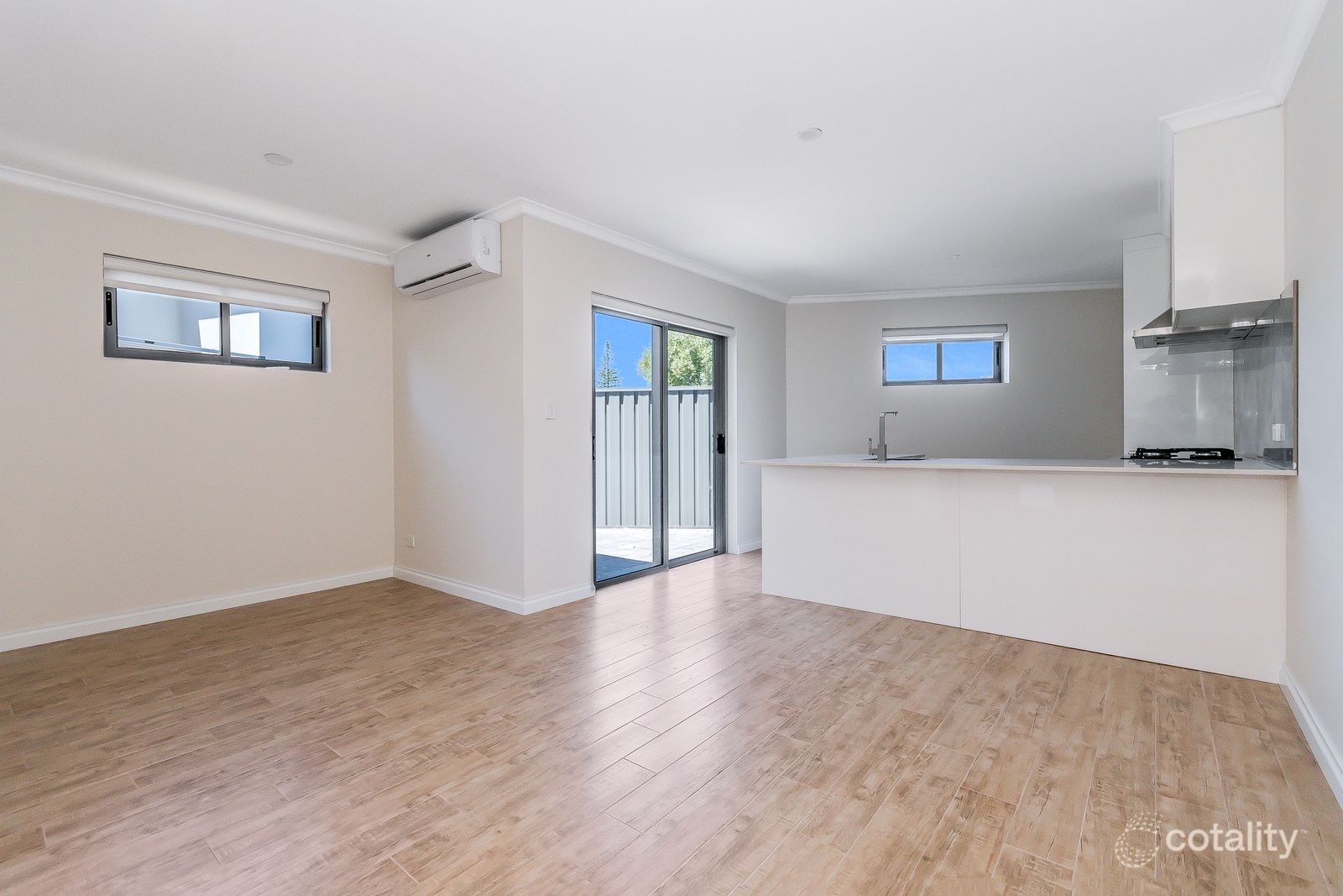 4/36 Danbury Cres, Girrawheen, WA 6064