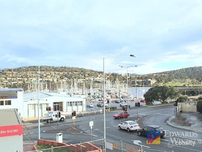 2/3 Clarence St, Bellerive, TAS 7018