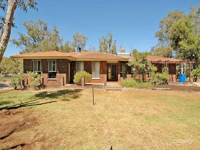 403 Maddington Rd, Orange Grove, WA 6109
