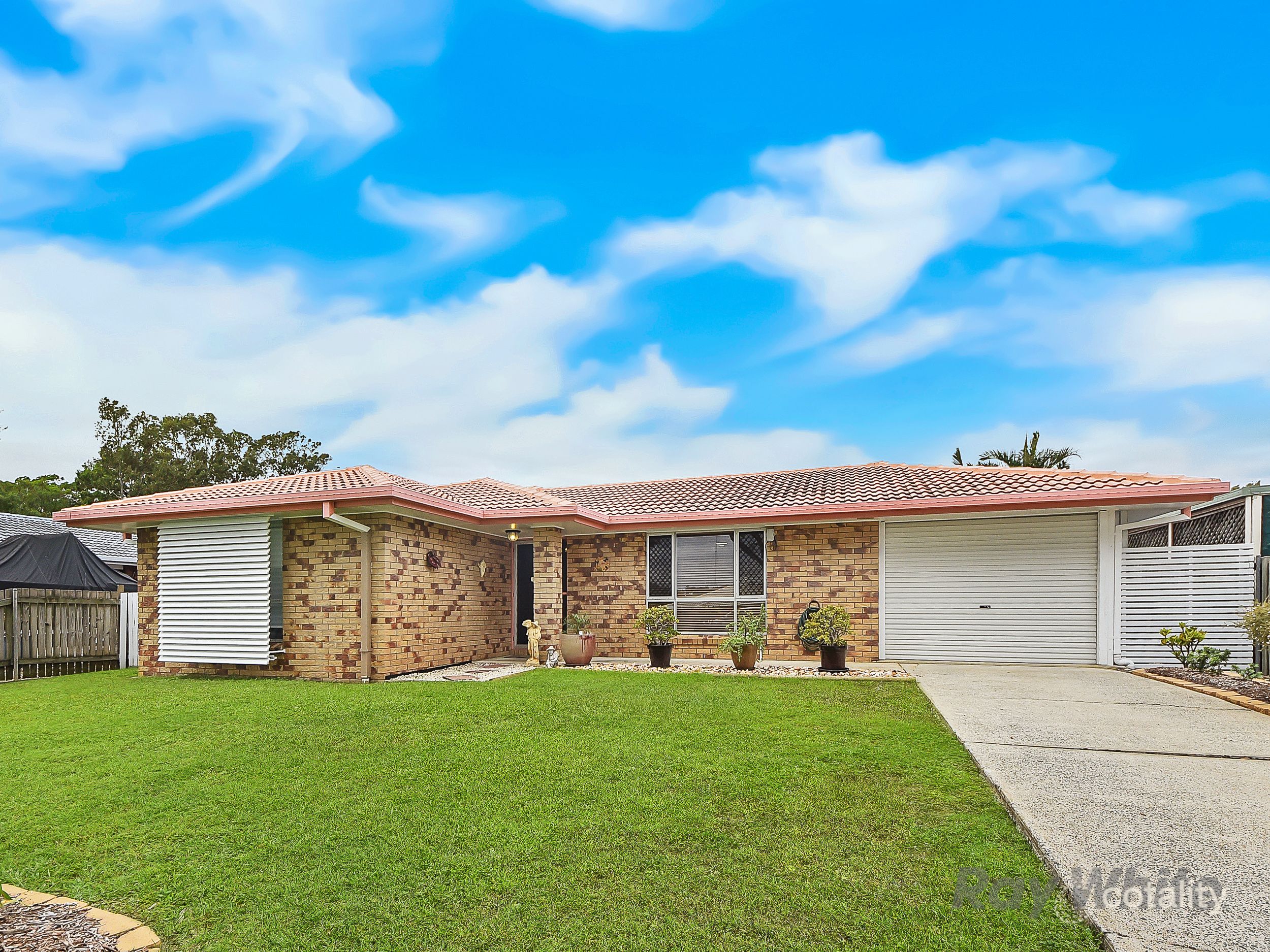 27 Tralee St, Bracken Ridge, QLD 4017
