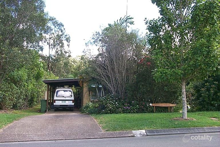 6 Tamarin Dr, Mapleton, QLD 4560