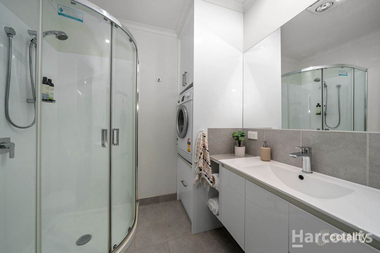 24 Cornwall St, Rose Bay, TAS 7015