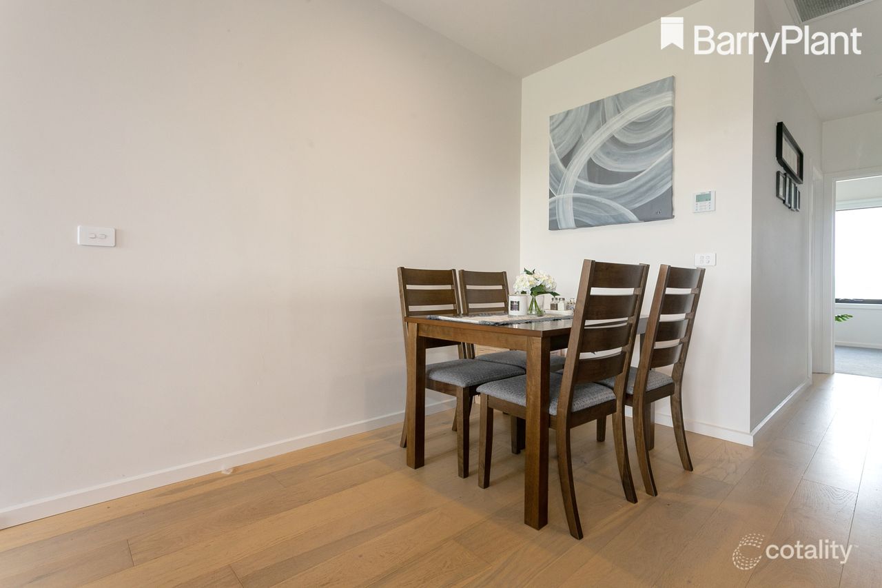 4 Spotted Gum Cl, Clyde, VIC 3978