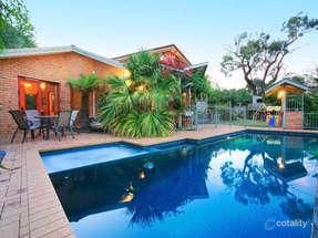 9 Merrigal Ct, Frankston South, VIC 3199