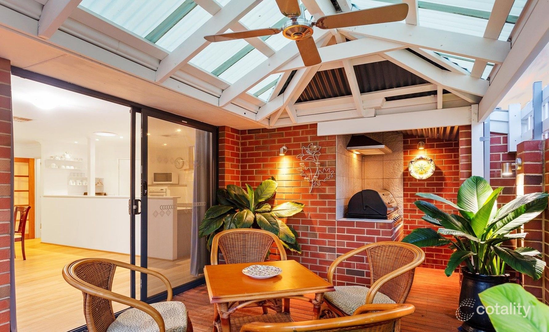 1/188 Kitchener Rd, Booragoon, WA 6154