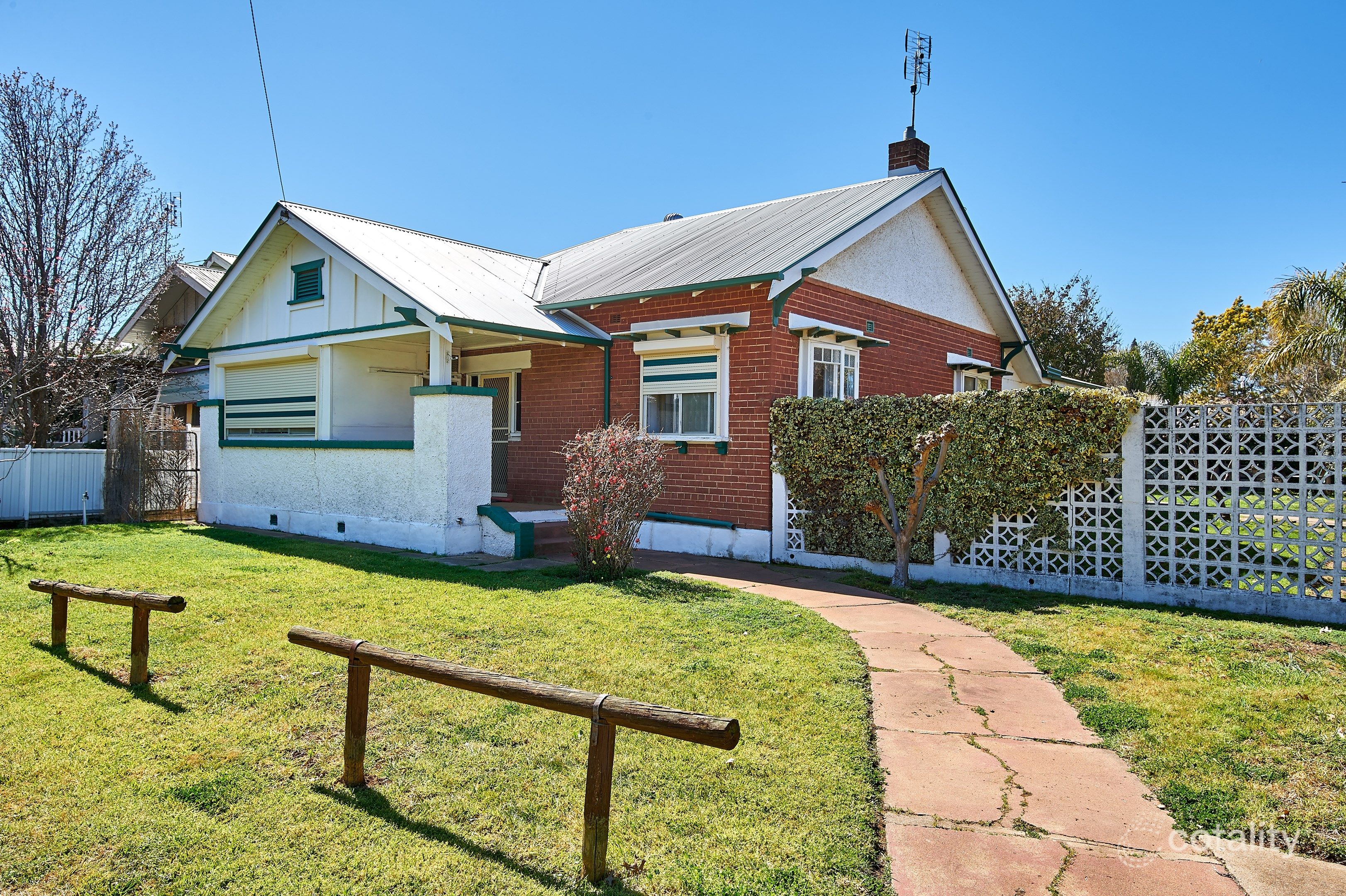 98 Main St, Junee, NSW 2663