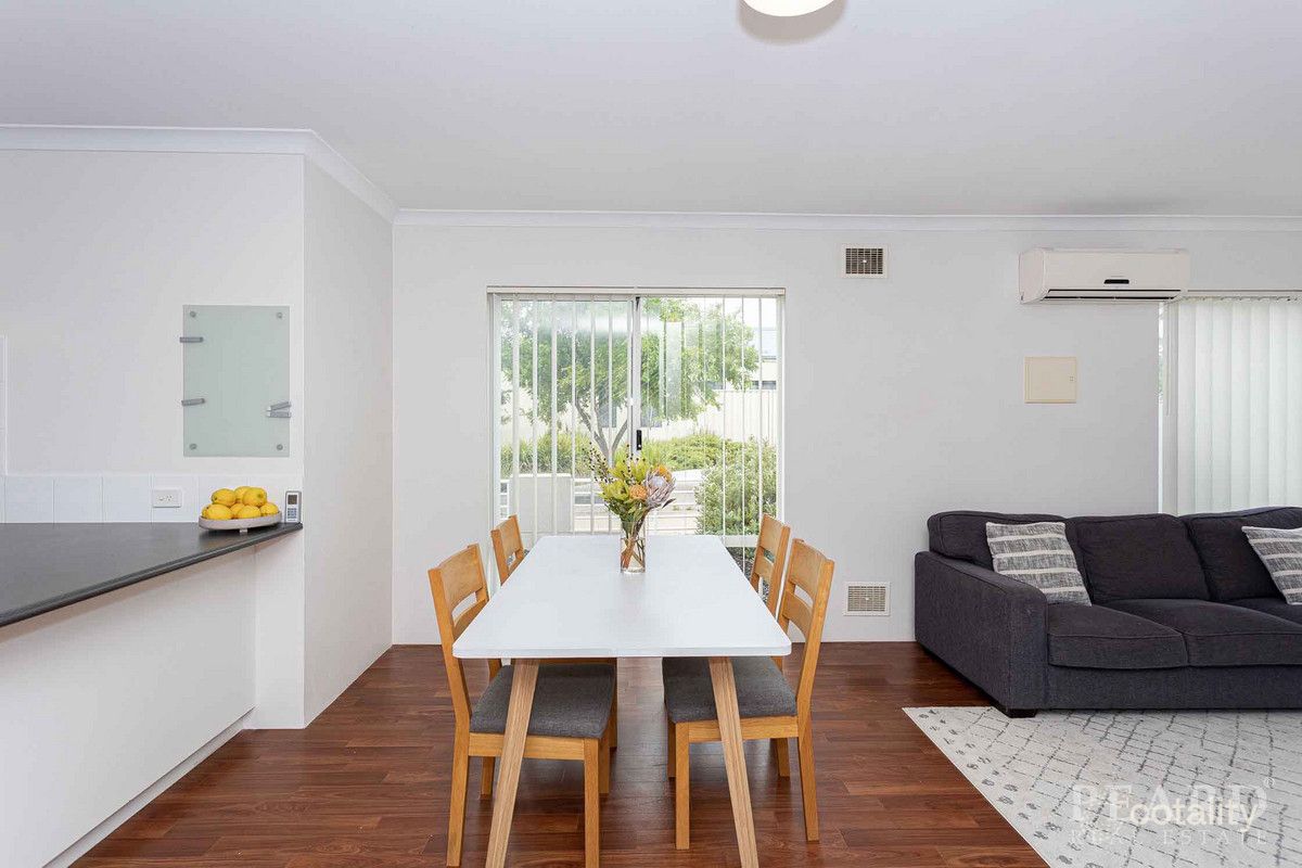 56 Kahana Pkwy, Butler, WA 6036