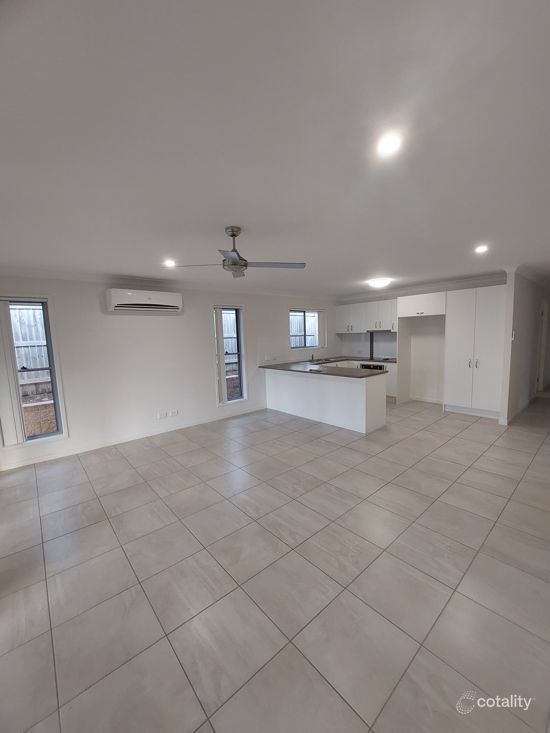 19 Milbrook Cres, Pimpama, QLD 4209