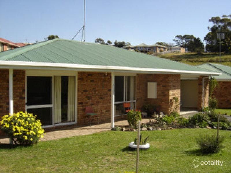 2/9 Kismet Pl, St Helens, TAS 7216