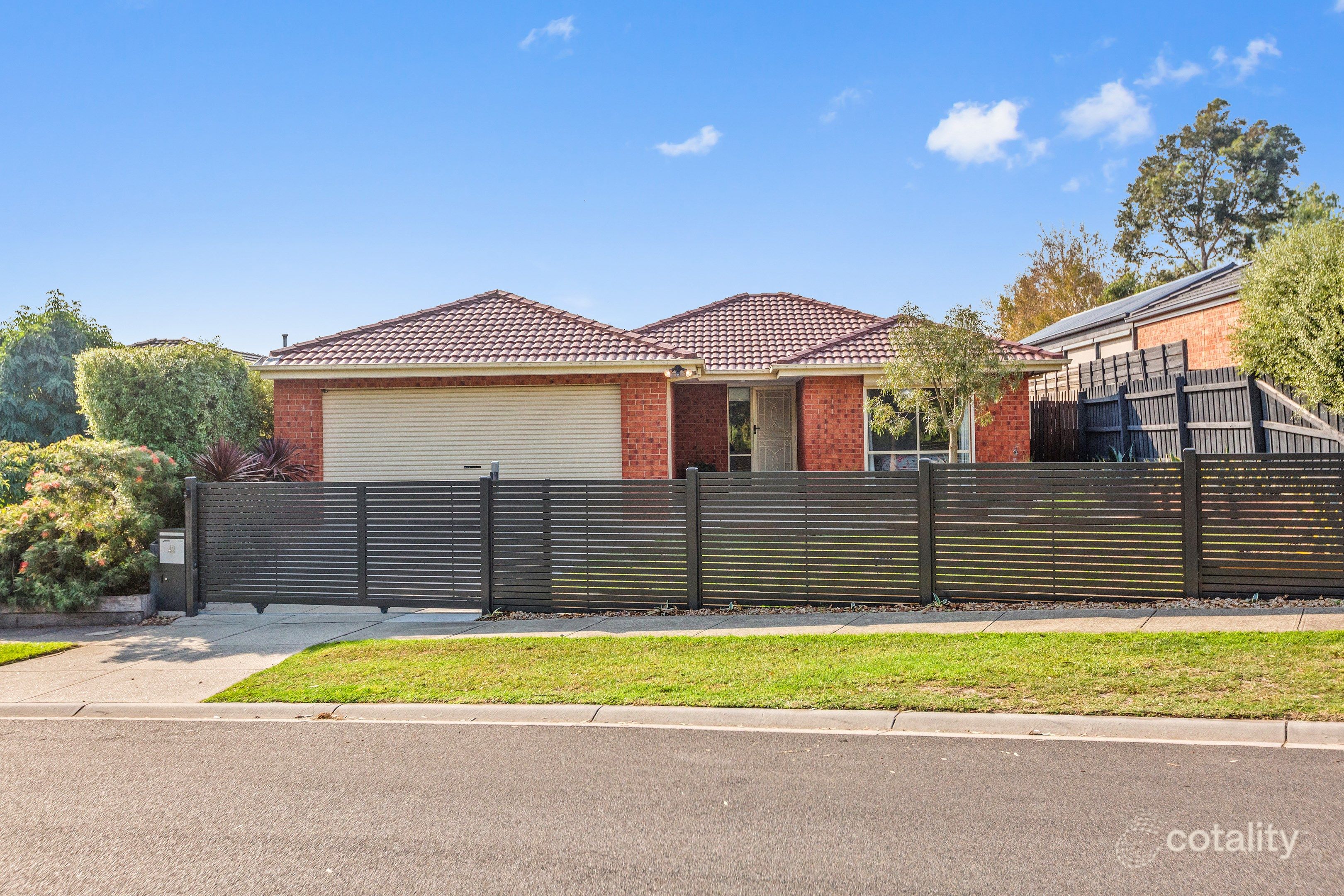 42 Orama Ave, Carrum Downs, VIC 3201