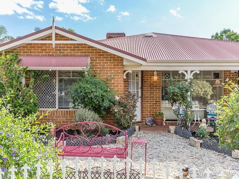 21 Lauterbach Dr, Gosnells, WA 6110