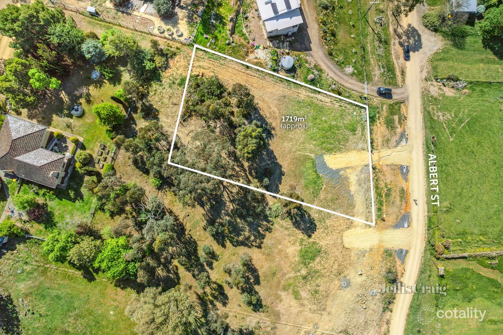 39 Albert St, Chewton, VIC 3451