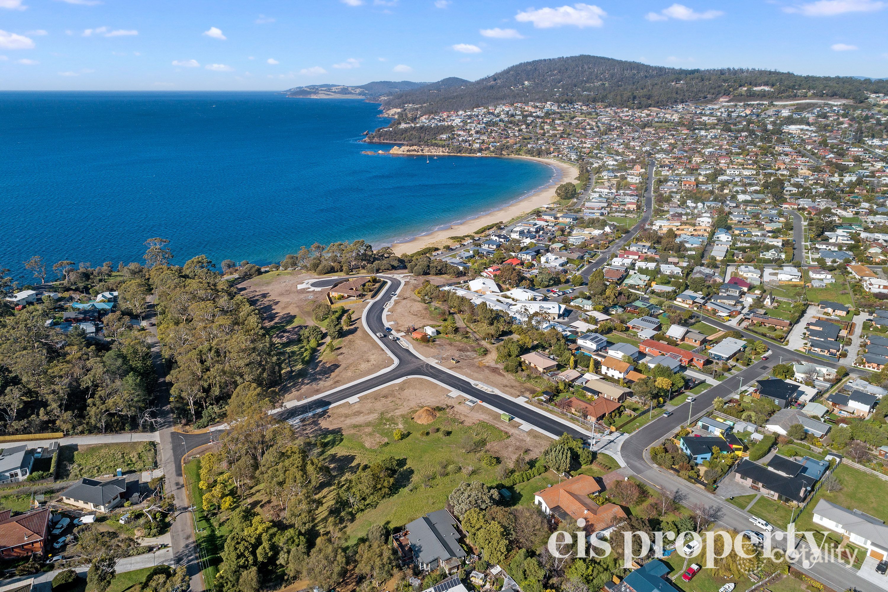 6 Home Ave, Blackmans Bay, TAS 7052