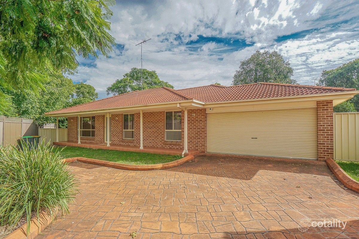 2/5 Sheba Cres, South Penrith, NSW 2750