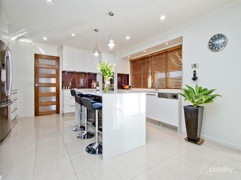 4 Tom Packer Dr, Athelstone, SA 5076