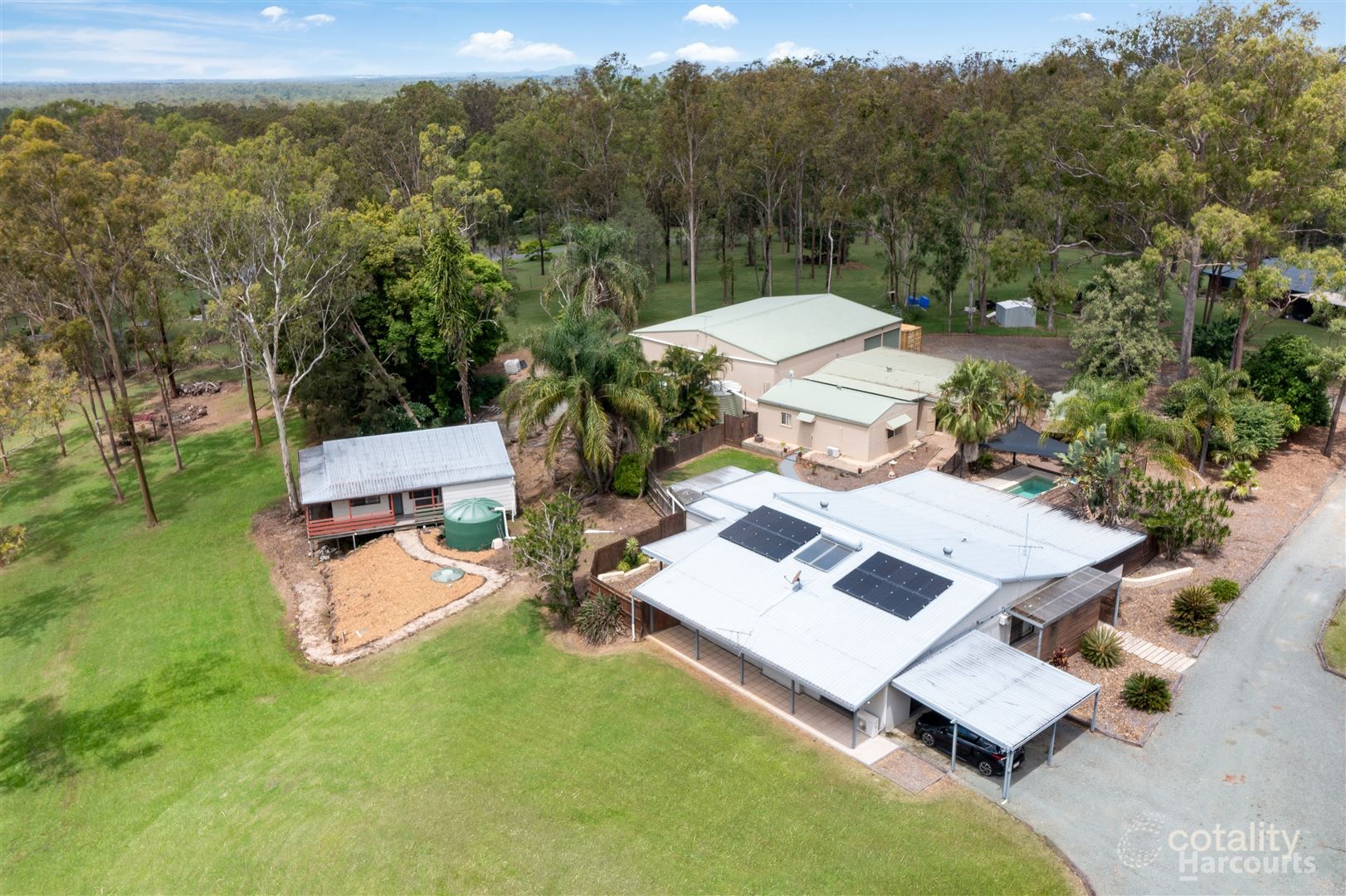 135 Clifton Dr, North Maclean, QLD 4280