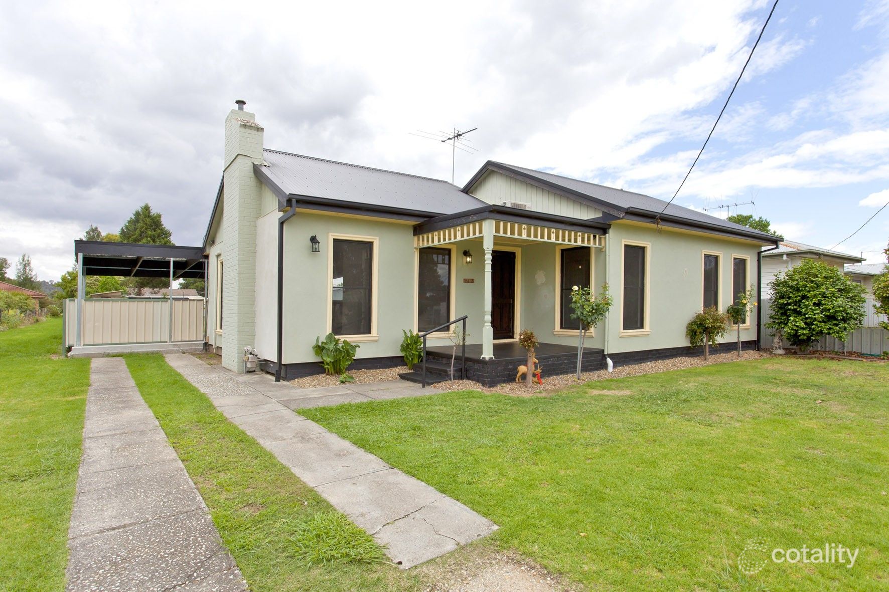 602 Welsh St, Lavington, NSW 2641