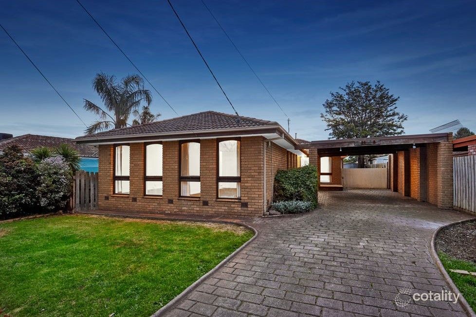 28 Eaton St, Melton South, VIC 3338