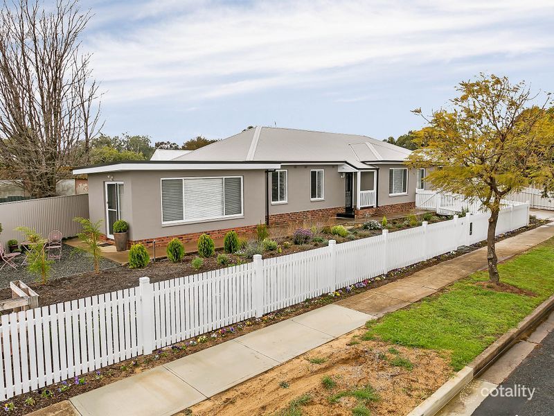 4 Reading St, Clearview, SA 5085