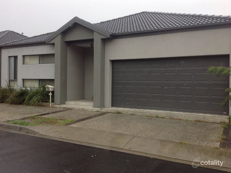 5 Dealbata Lane, Pakenham, VIC 3810