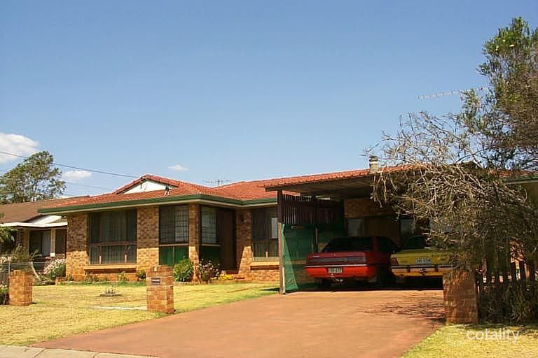 8 Cabarita Cres, Glenvale, QLD 4350