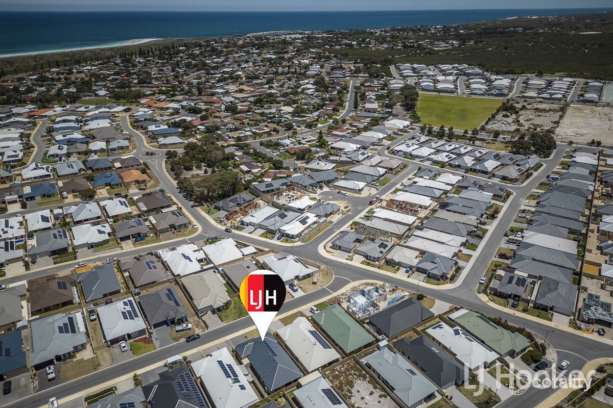 16 Broadhurst Way, Two Rocks, WA 6037