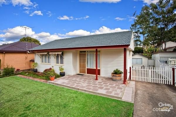 18 Eyre St, Lalor Park, NSW 2147