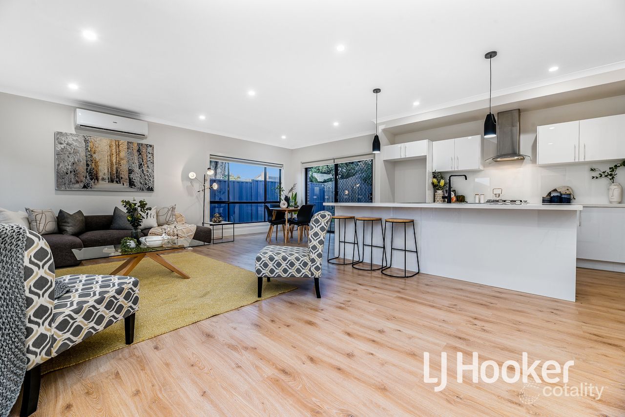74 Somerville Rd, Hampton Park, VIC 3976