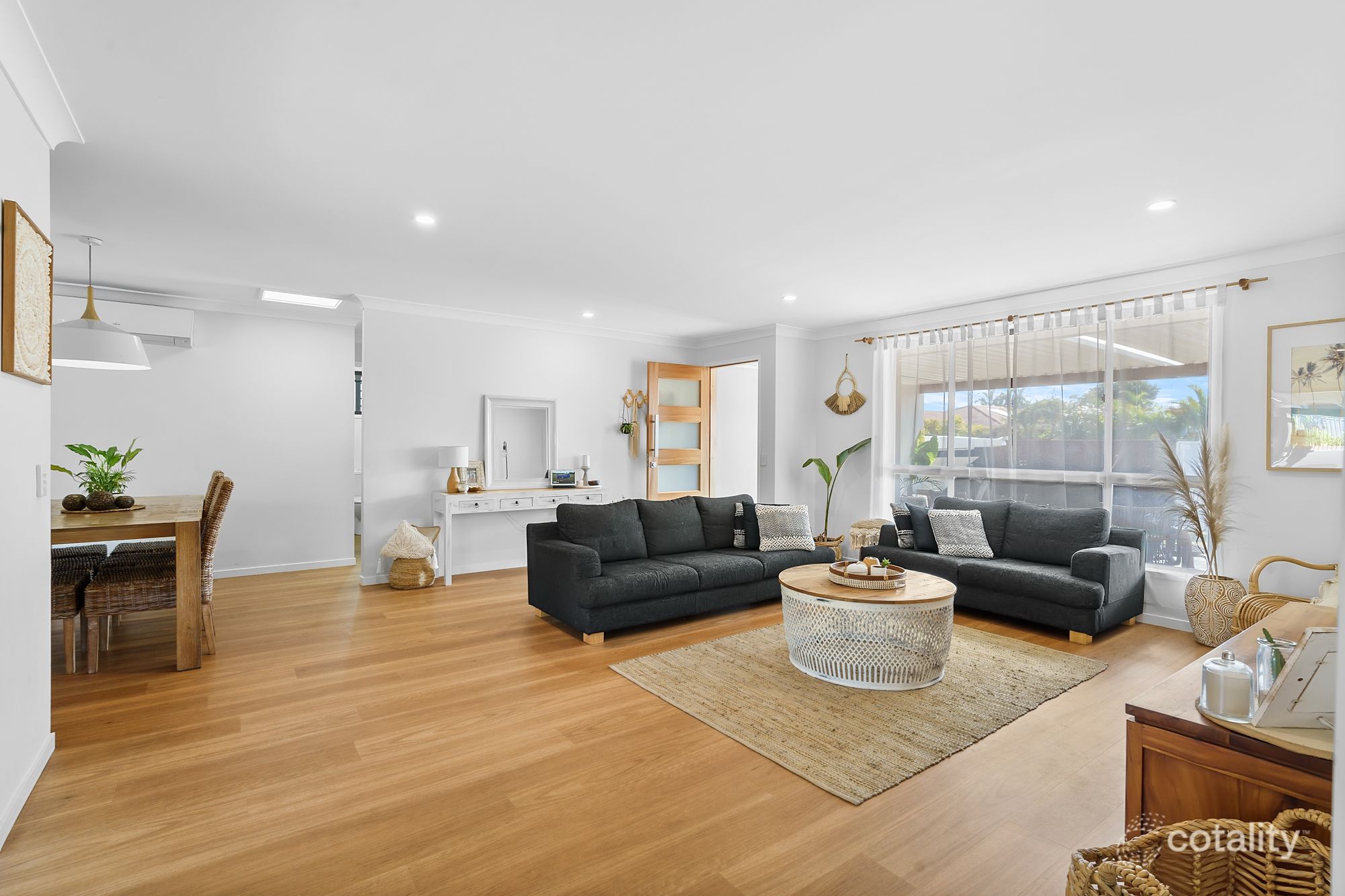 36 Ironbark St, Elanora, QLD 4221