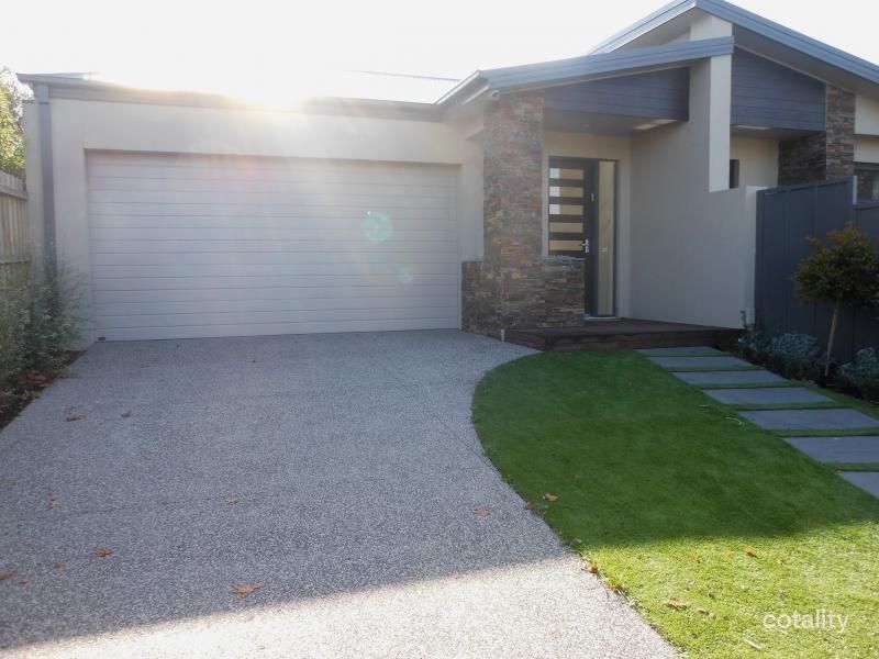 8b Sylverly Gr, Caulfield, VIC 3162
