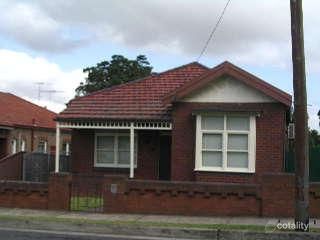 7 Robert St, Canterbury, NSW 2193