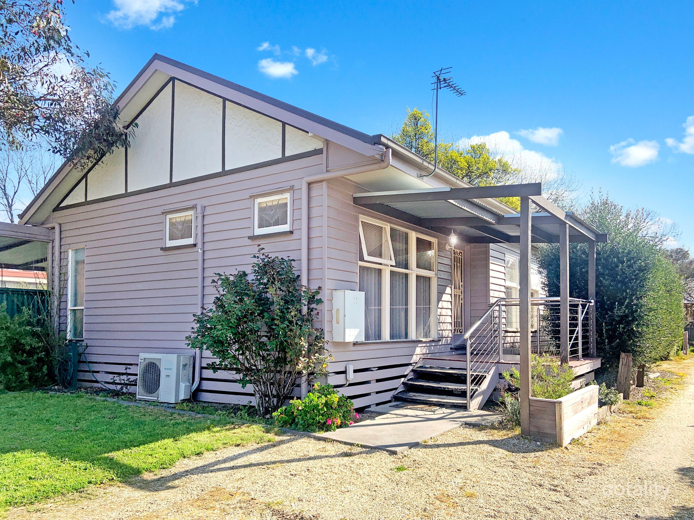 19 The Parade, Mansfield, VIC 3722