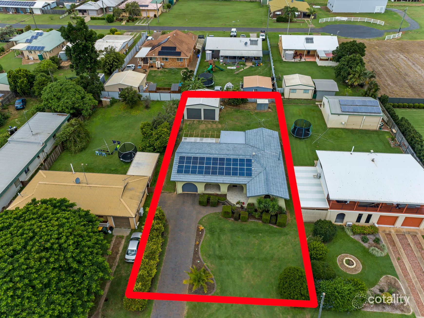 13 John Moffat Rd, Gooburrum, QLD 4670
