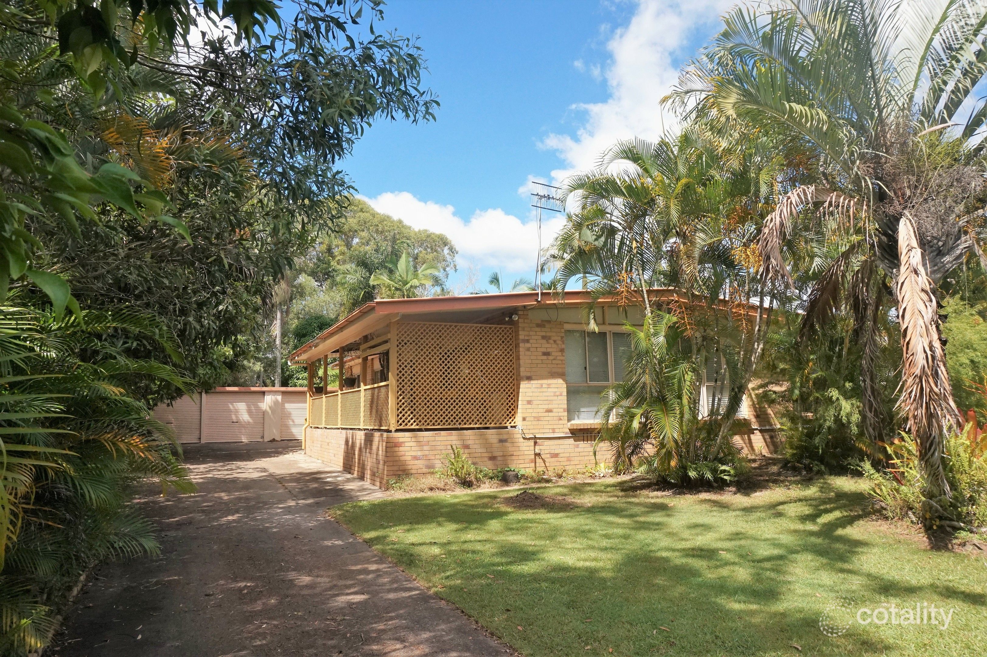 12 Beagle Ave, Cooloola Cove, QLD 4580