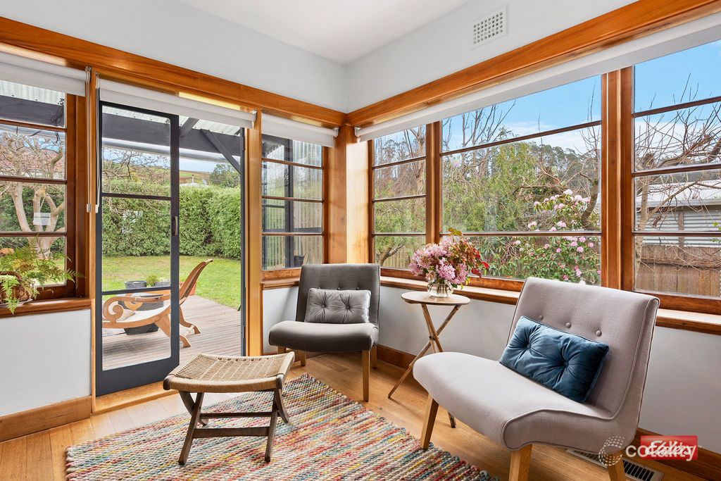 6 Myrtle Cres, Emu Heights, TAS 7320