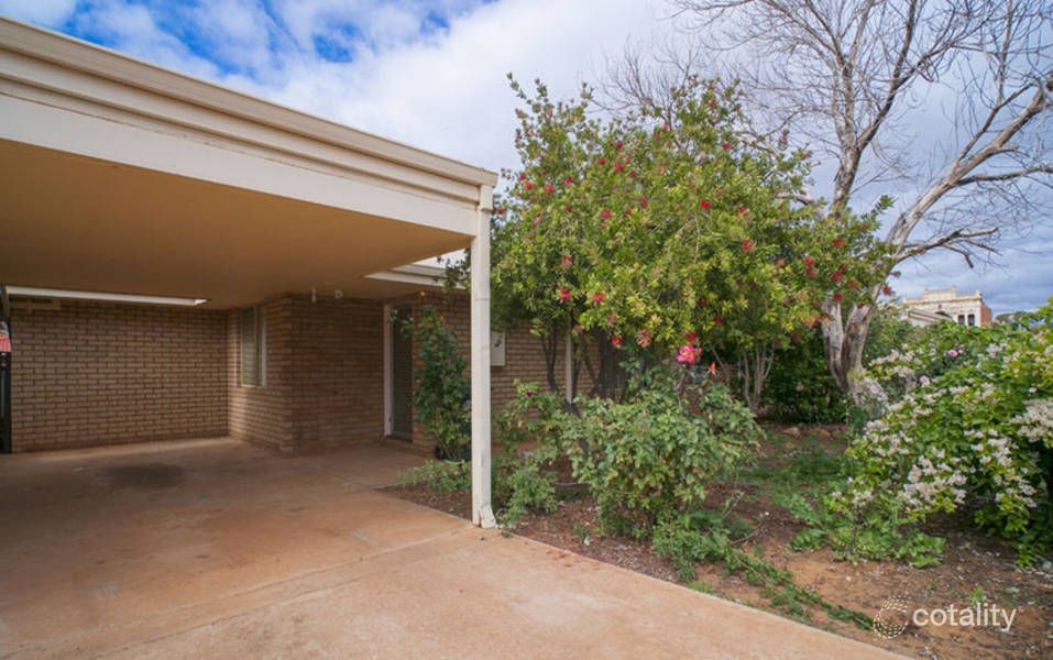 2/33 Sylvester St, Coolgardie, WA 6429
