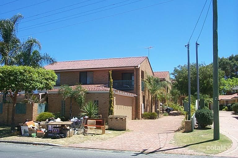 2/22 Ewen St, Scarborough, WA 6019