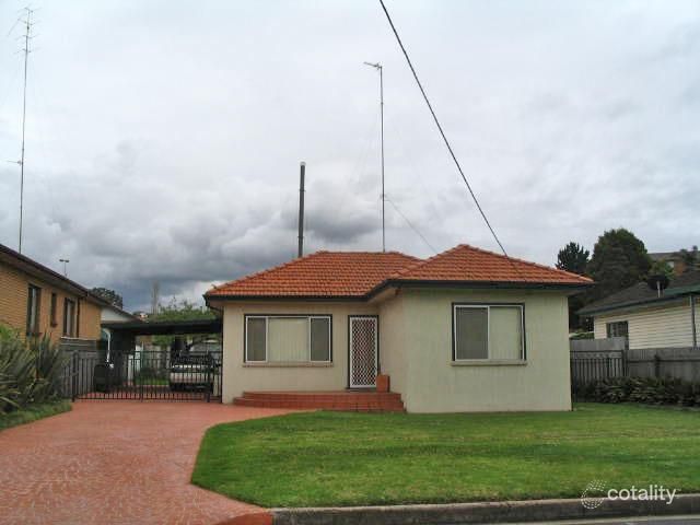 42 Mirrabooka Rd, Lake Heights, NSW 2502