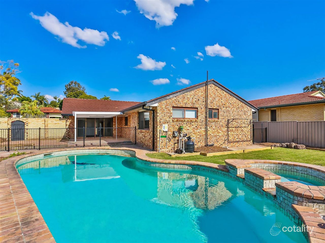 12 Bollard St, Jamboree Heights, QLD 4074