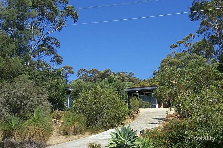 35 Kalamatta Way, Gooseberry Hill, WA 6076