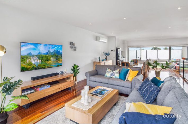 4/3 Sturt St, Essendon, VIC 3040