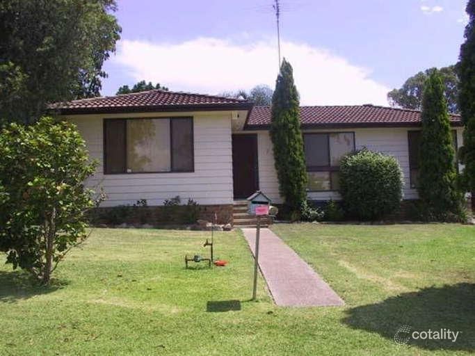 7 Malthus Cl, Thornton, NSW 2322