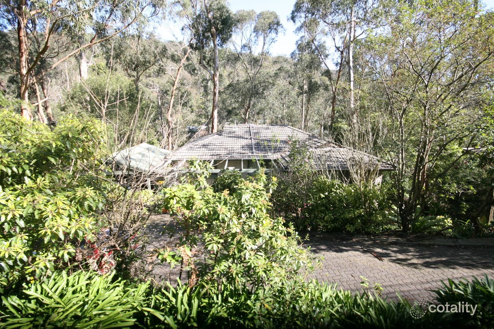 18 Royal St, Upper Ferntree Gully, VIC 3156
