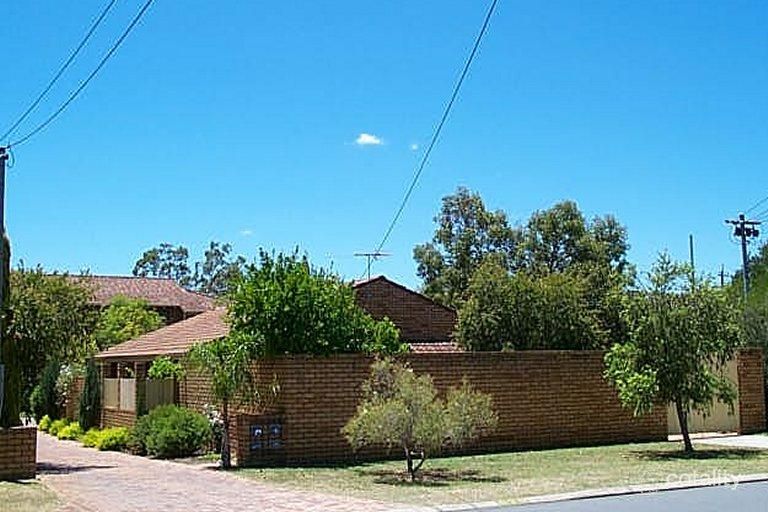 2/420 Coode St, Dianella, WA 6059