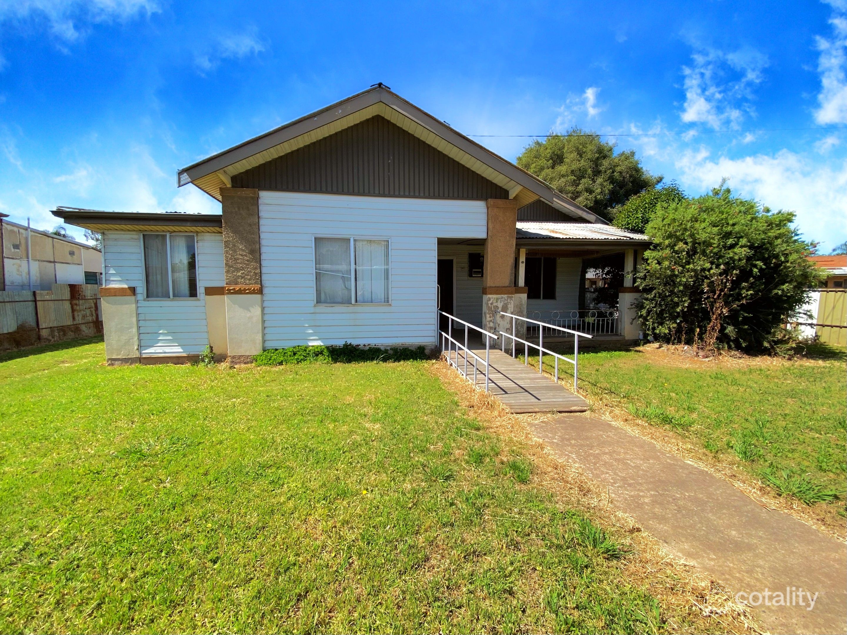 18 Bridge St, Forbes, NSW 2871