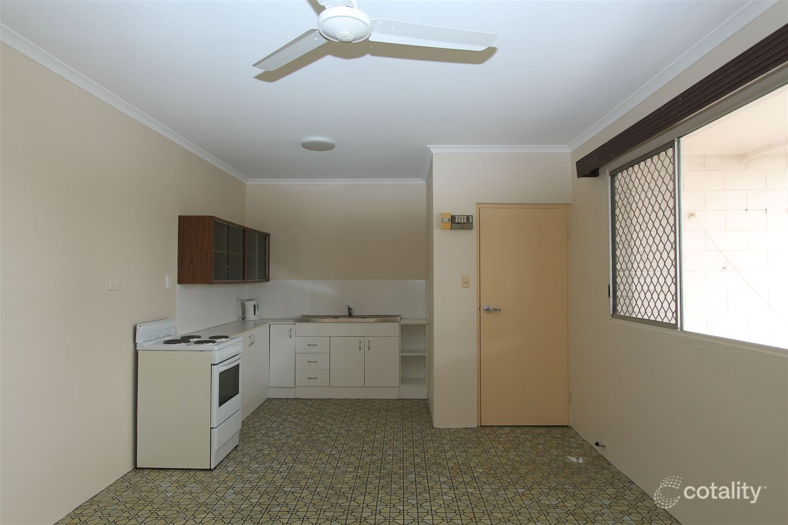 5/9 Queen St, Ayr, QLD 4807