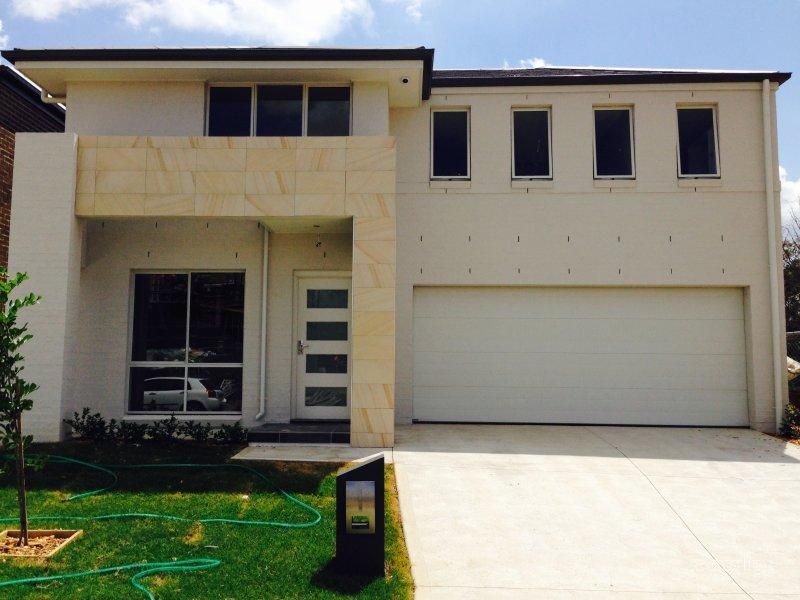 23 Alpine Pl, Carnes Hill, NSW 2171