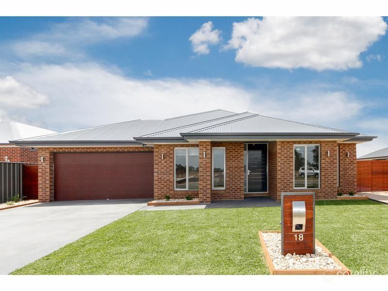 18 Mitchell Rd, Stratford, VIC 3862