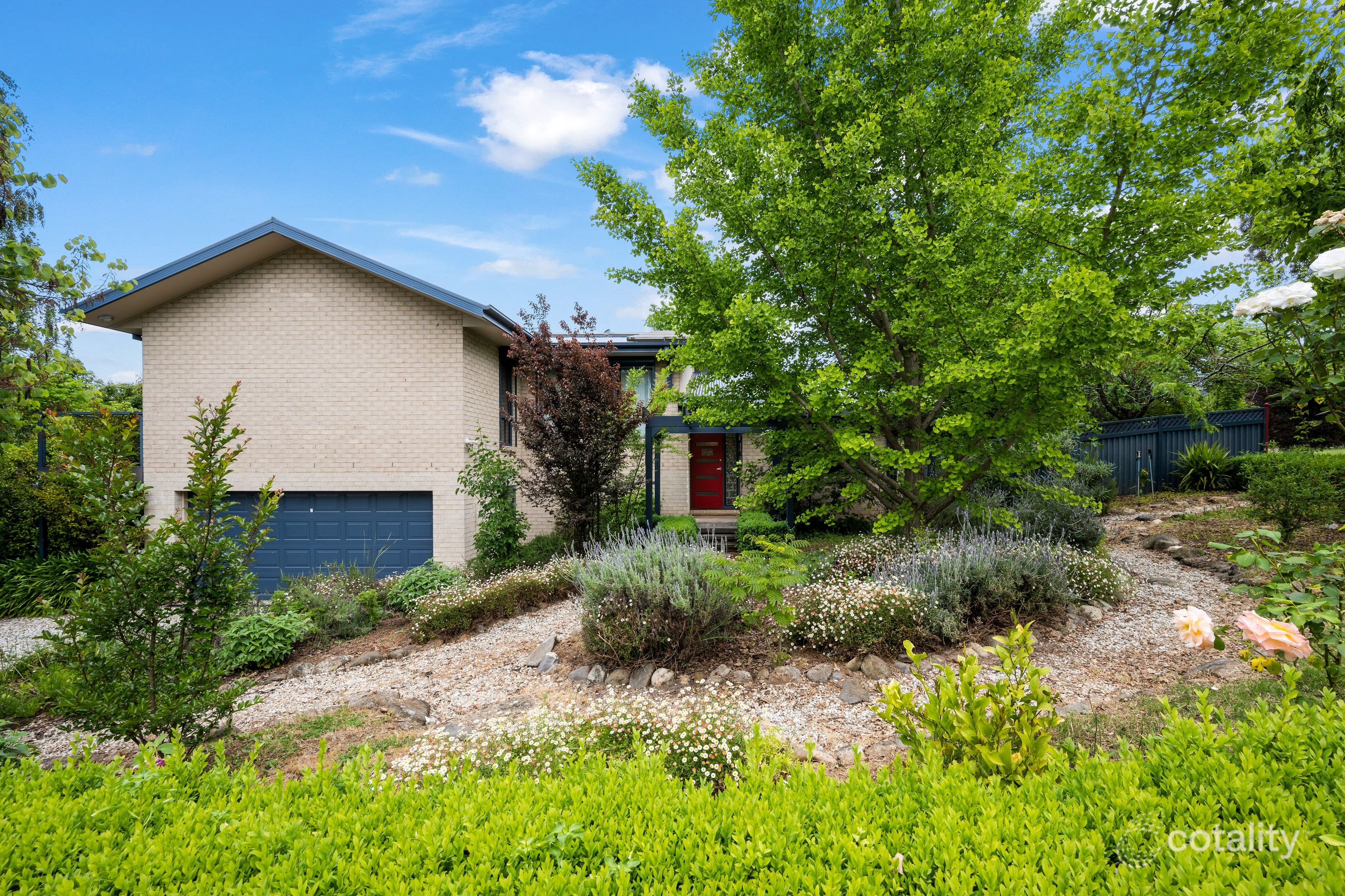 5 Cooper St, Tawonga, VIC 3697